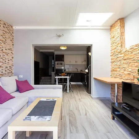 Club Casablanca Apartment *